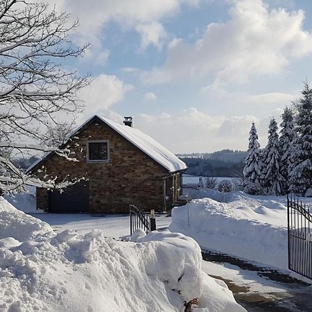 Sixine House Villa Ovifat Luaran gambar